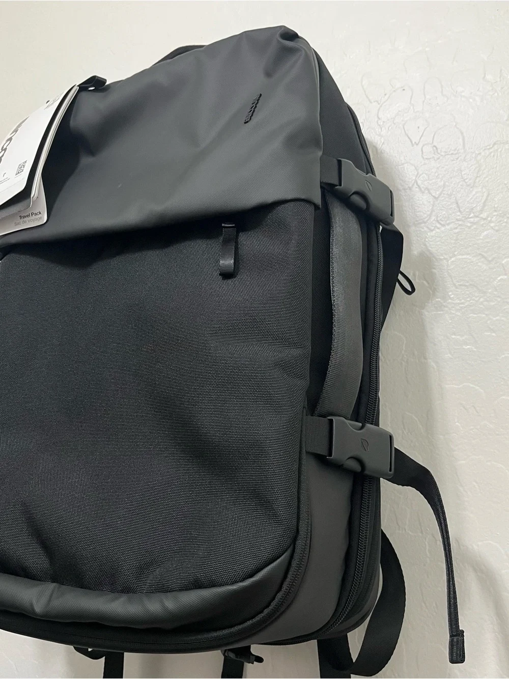 Incase A.R.C. Travel Pack - 21 to 38L Black NWT $249
